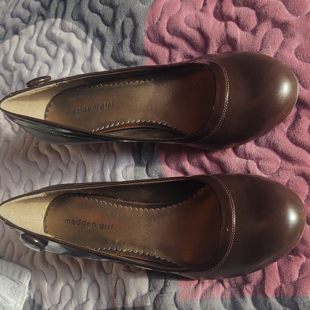 Madden girl short heels 10 M